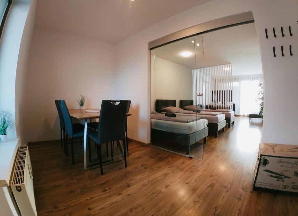 וינה Aspern Nationalpark Apartment מראה חיצוני תמונה